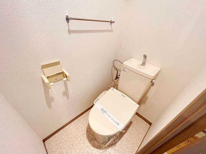 物件内観写真13　(トイレ)