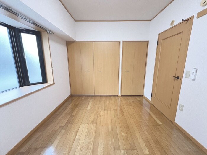 物件内観写真11　(居室)