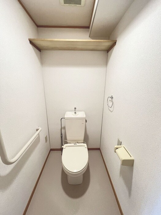 物件内観写真15　(トイレ)