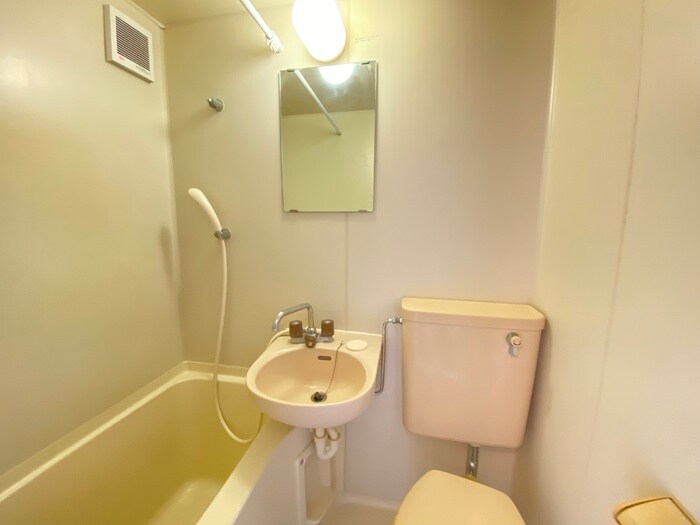 物件内観写真12　(洗面)