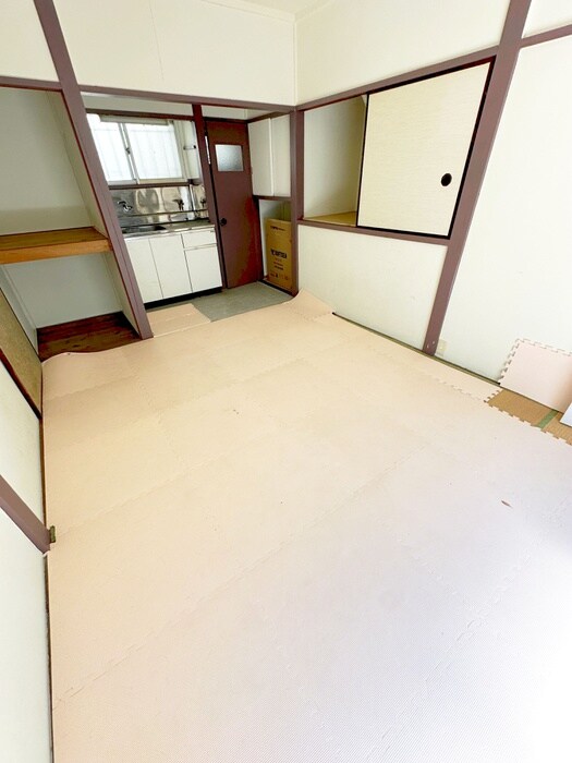 物件内観写真8　(居室)