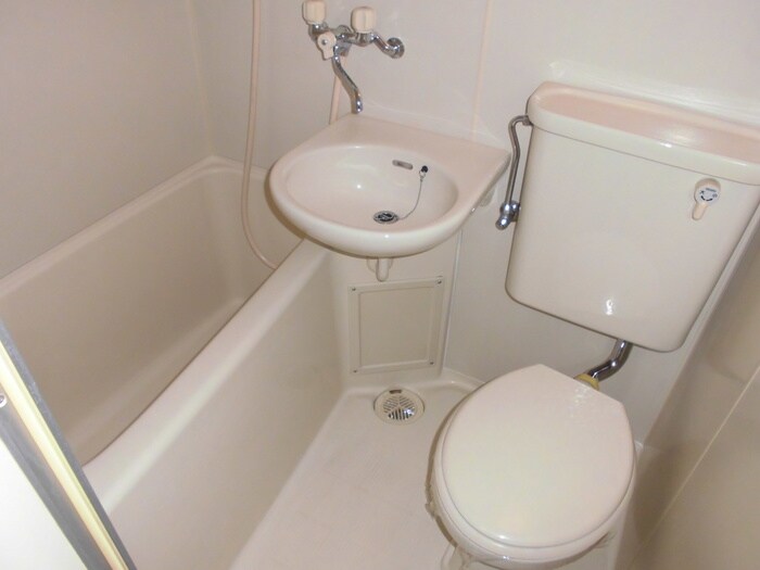 物件内観写真8　(バス／シャワールーム等)