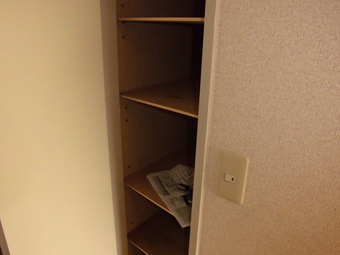 物件内観写真11　(靴箱)