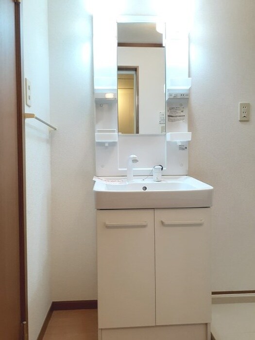 物件内観写真6　(洗面)