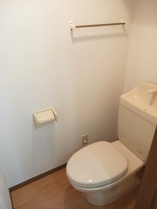 物件内観写真7　(トイレ)