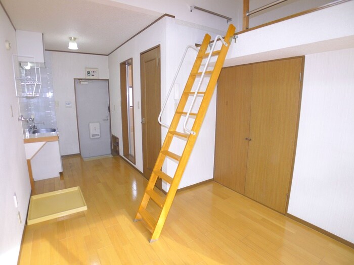 物件内観写真7　(居室)