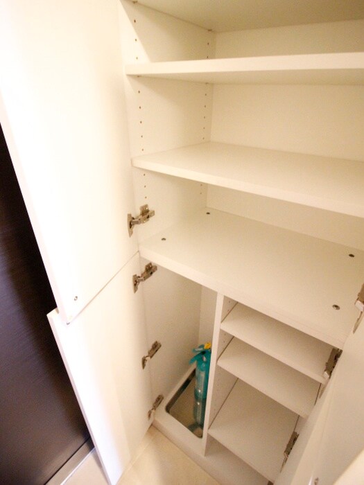 物件内観写真16　(靴箱)