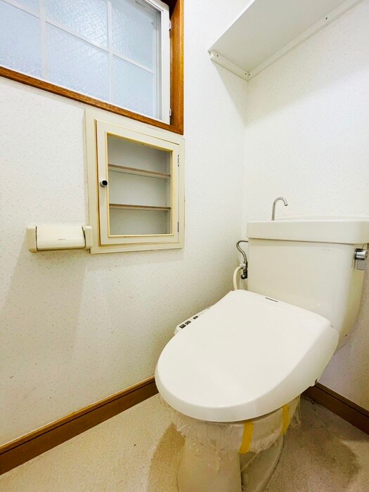 物件内観写真12　(トイレ)