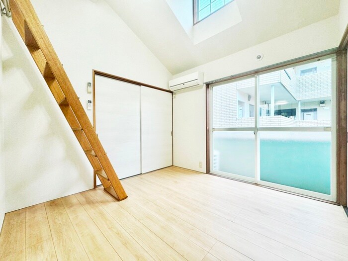 物件内観写真14　(居室)