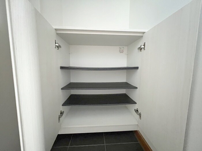 物件内観写真18　(靴箱)