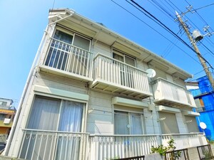ﾒｿﾞﾝ市川外観写真