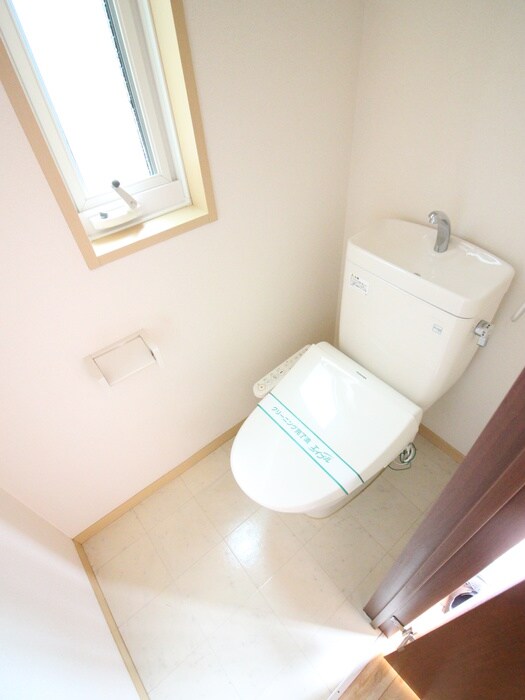 物件内観写真11　(トイレ)