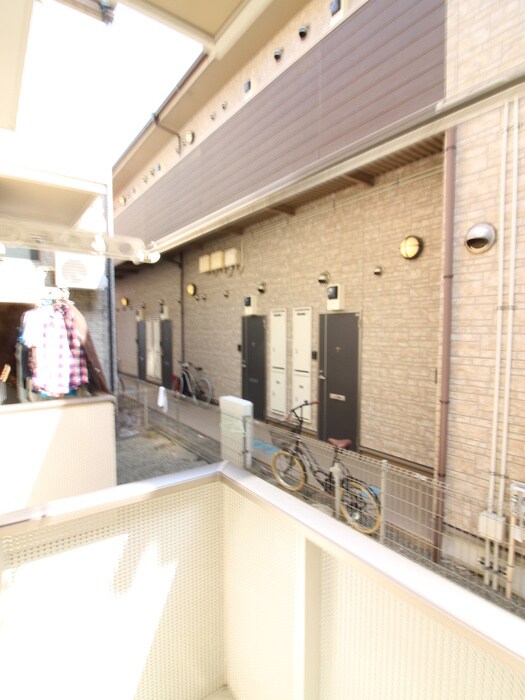 物件内観写真16　(室内からの展望)