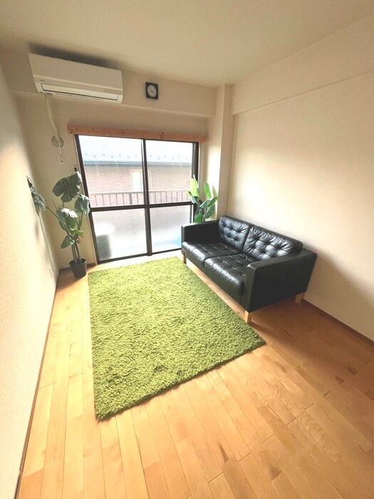 物件内観写真7　(居室)