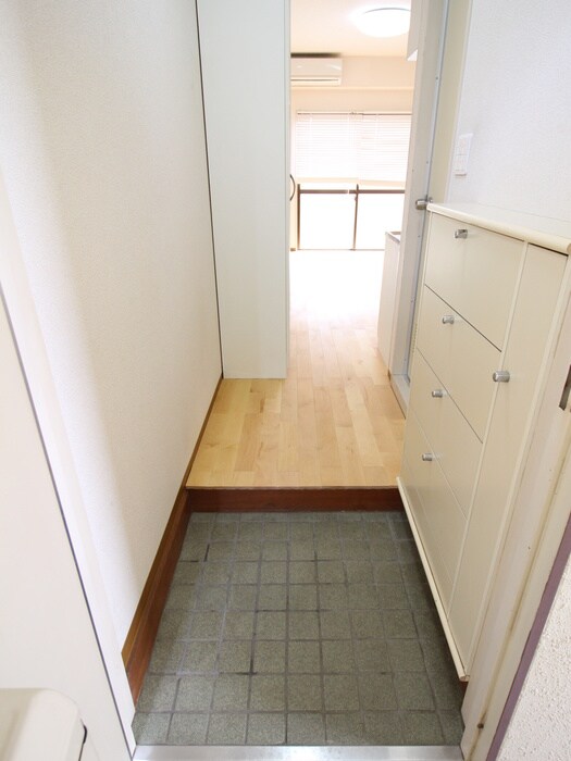 物件内観写真15　(廊下)
