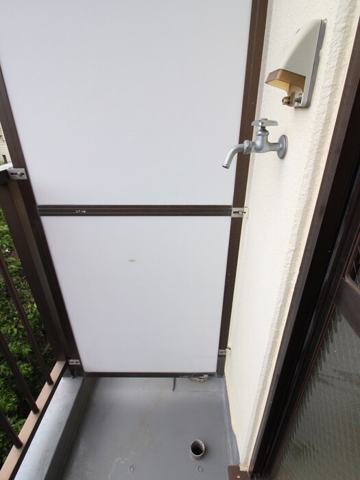 物件内観写真18　(洗濯機置場)