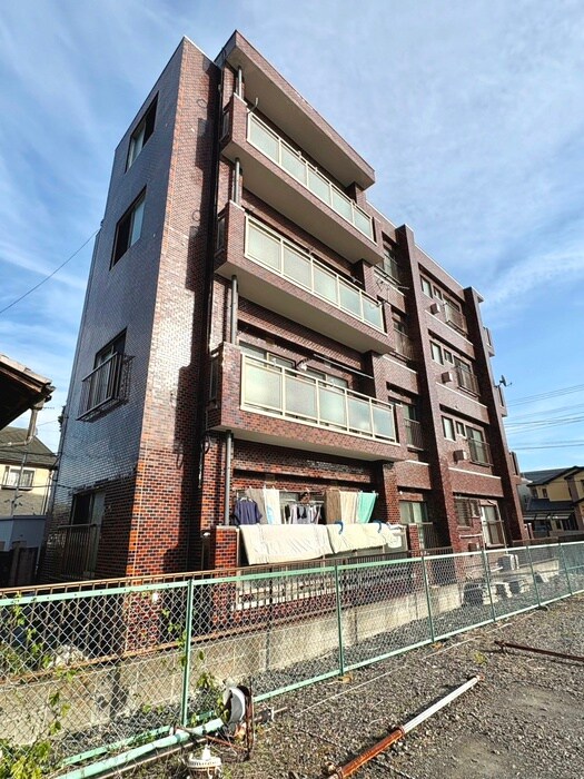 物件外観写真2　(駐輪場)