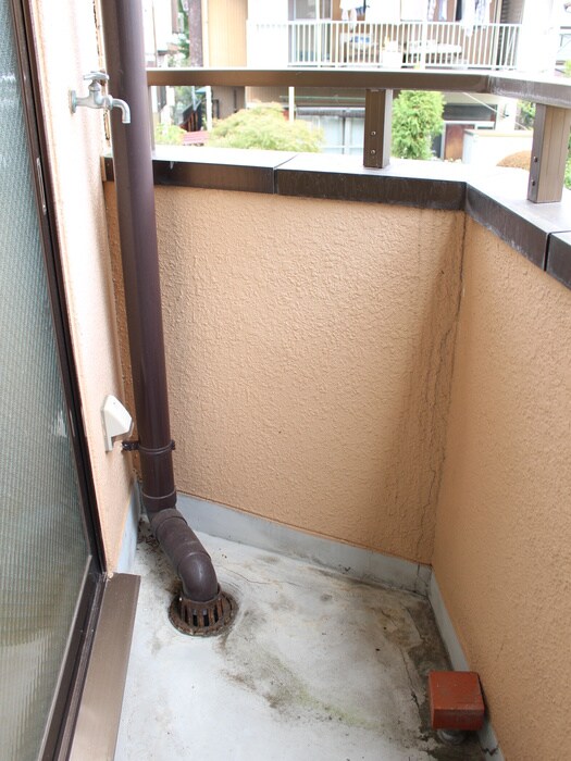 物件内観写真14　(洗濯機置場)