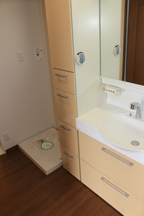 物件内観写真9　(洗面)