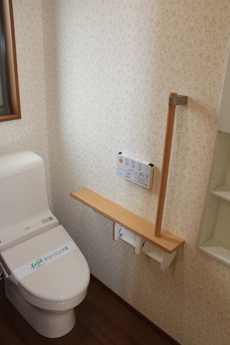 物件内観写真11　(トイレ)