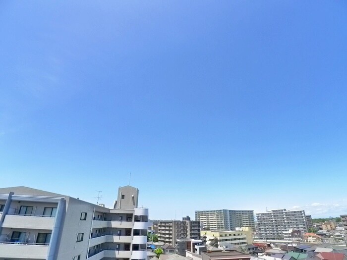 物件内観写真21　(室内からの展望)