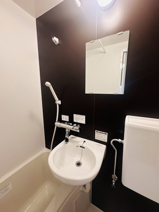 物件内観写真13　(洗面)