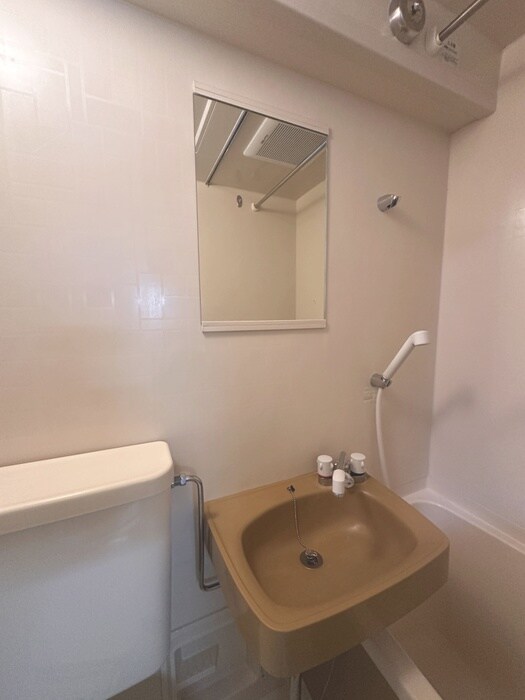 物件内観写真13　(洗面)