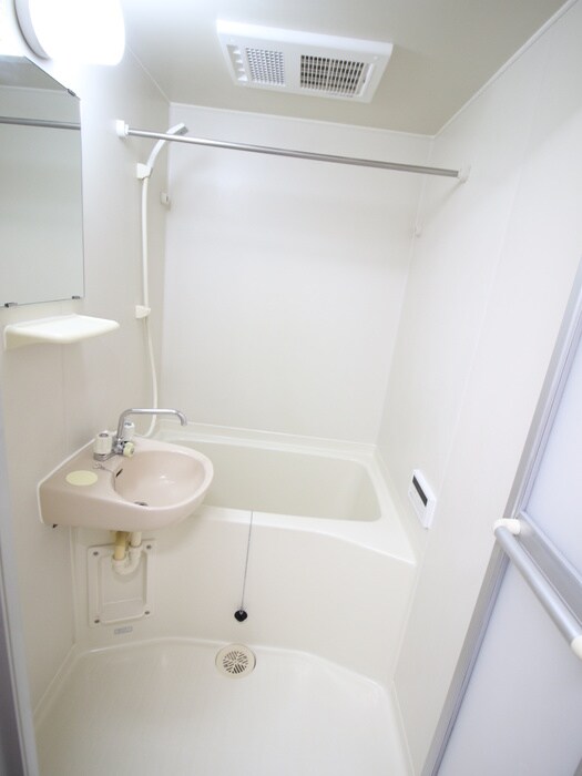 物件内観写真12　(バス／シャワールーム等)