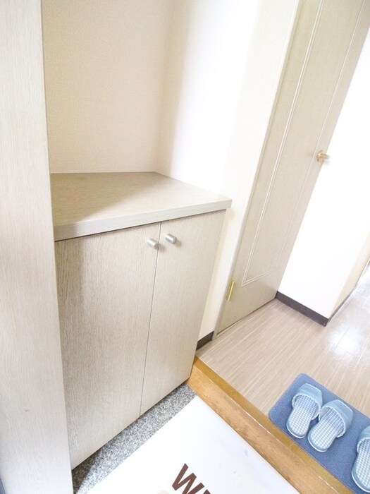 物件内観写真14　(靴箱)