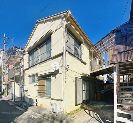 ティーフラワー１号館外観写真