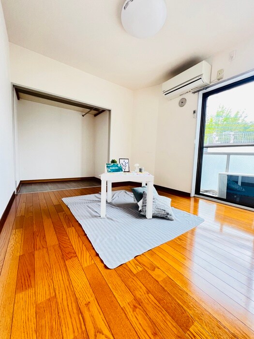 物件内観写真7　(居室)