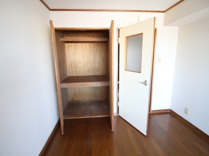 物件内観写真11　(収納)