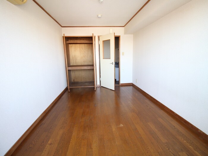 物件内観写真12　(居室)