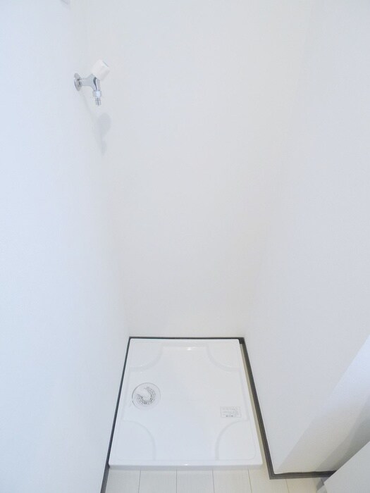物件内観写真15　(洗濯機置場)