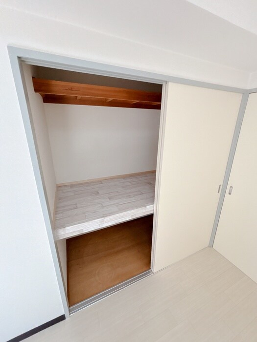 物件内観写真10　(収納)