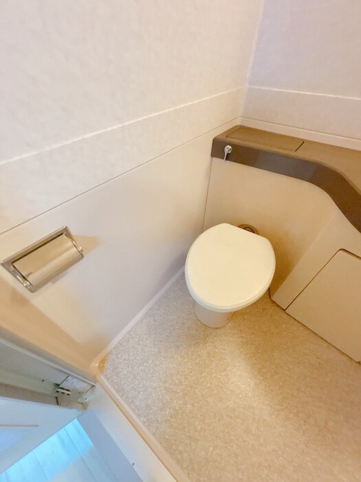 物件内観写真12　(トイレ)