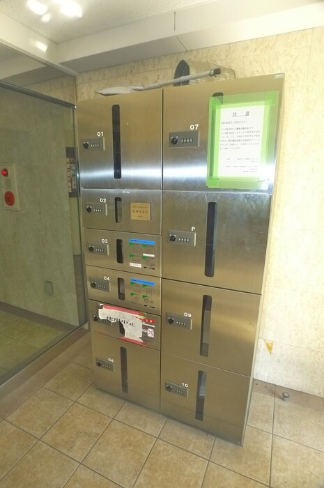 物件外観写真4　(建物設備)