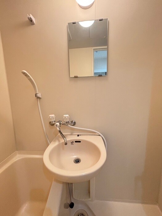 物件内観写真11　(洗面)