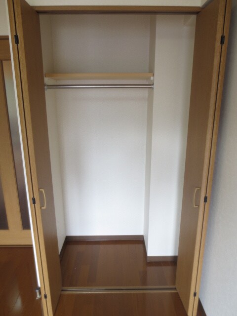 物件内観写真15　(収納)