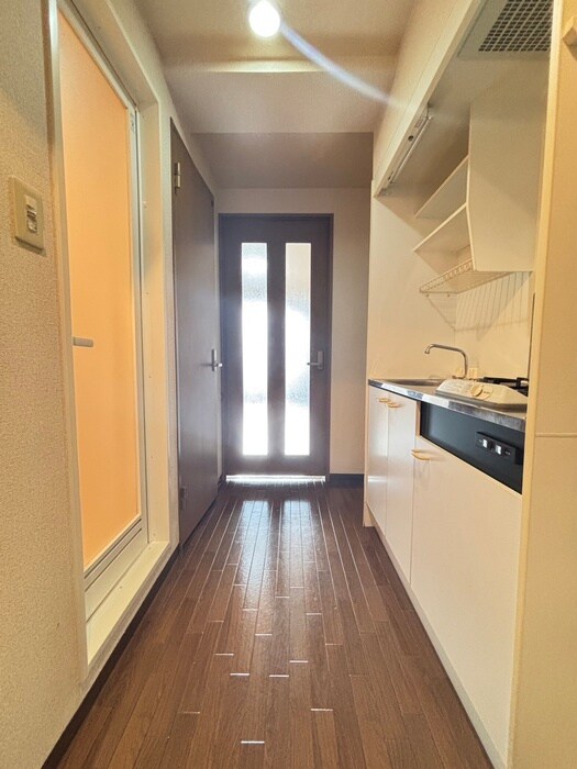 物件内観写真19　(廊下)