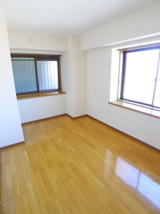 物件内観写真11　(居室)