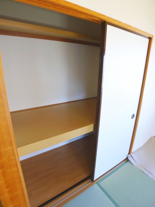 物件内観写真18　(収納)