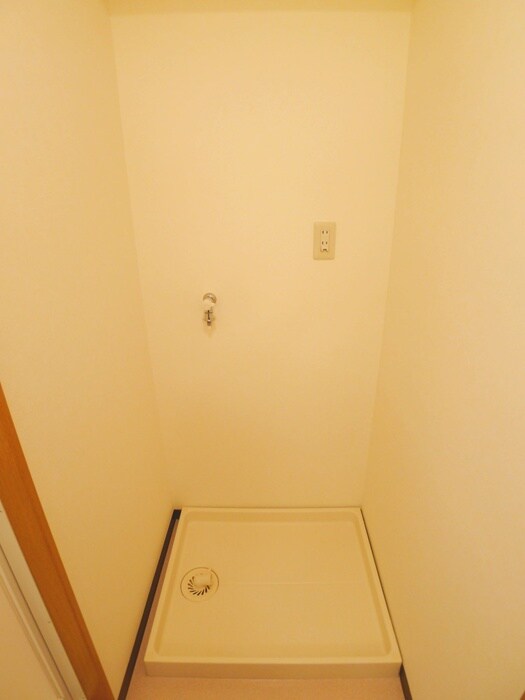 物件内観写真22　(洗濯機置場)