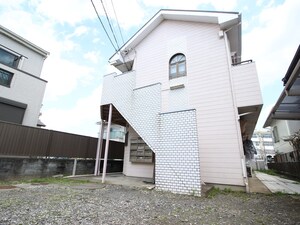 ネオパレス中瀬外観写真