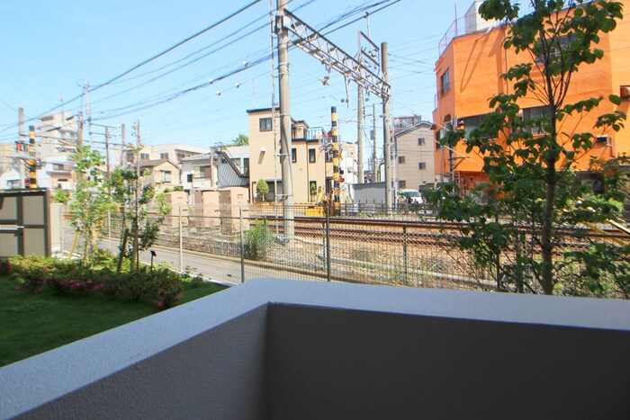 物件内観写真17　(室内からの展望)