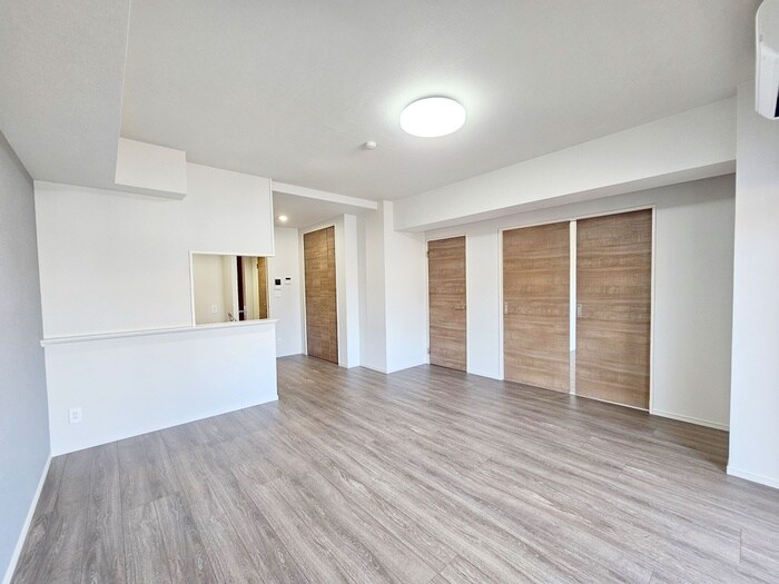 物件内観写真21　(居室)