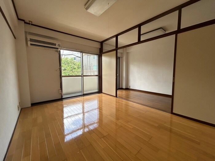 物件内観写真7　(居室)