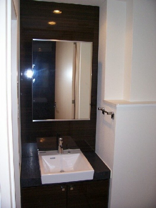 物件内観写真5　(洗面)