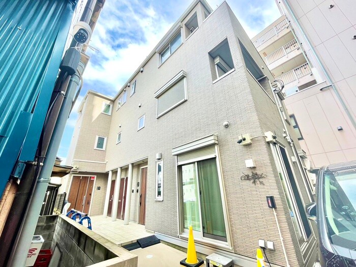 物件外観写真1　(外観写真)