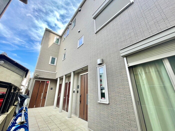 物件外観写真3　(外観写真)